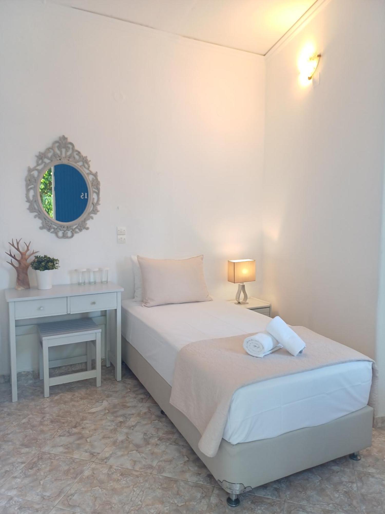 Εvi Evan Hotel Галиссас Экстерьер фото